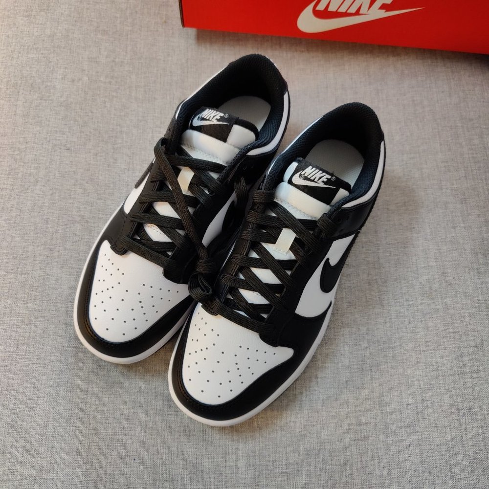 Nike Dunk Low Retro White Black Panda US 8 - Picture 4 of 7